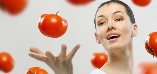 وصفات منزلية طبيعية.. فوائد الطماطم للبشرة
